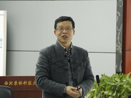 陈红武老师分享西交利物浦大学研修经验.JPG
