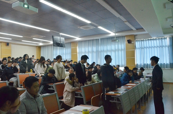 0e64b1e4a91348789ce82d1d3dcbfbc2.jpg 听歌识曲环节2.jpg