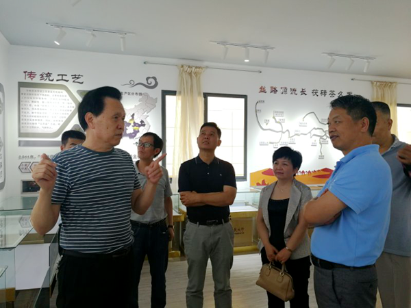 60aba0c5311847308de18fd3e35018a6.png 省科技厅汪德亮调研员.png