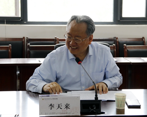 c202dbe46e5d4bde8eb68f42f6cef02f.jpg 李天来院士指导.JPG