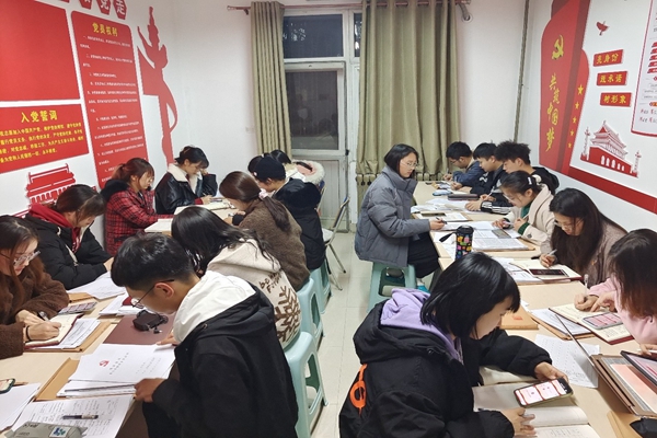 学习现场照片.jpg