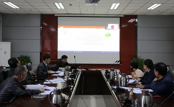 d64e396b866a4b9f88bf13e6f8fc6cf0.jpg 面试现场二.JPG